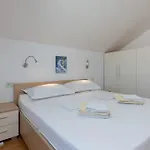 Beatiful Antonela With Pool In Willa Makarska