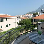 Beatiful Antonela With Pool In Villa Makarska