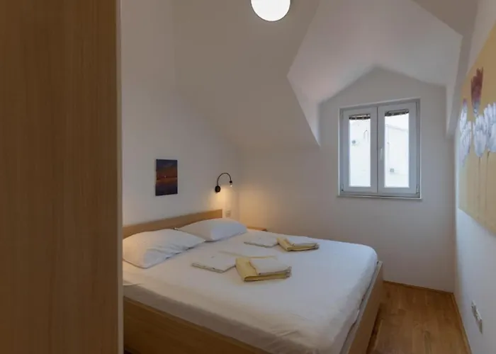 Villa Beatiful Antonela With Pool In Makarska